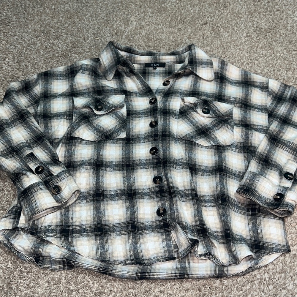 Neutral colored flannel/jacket